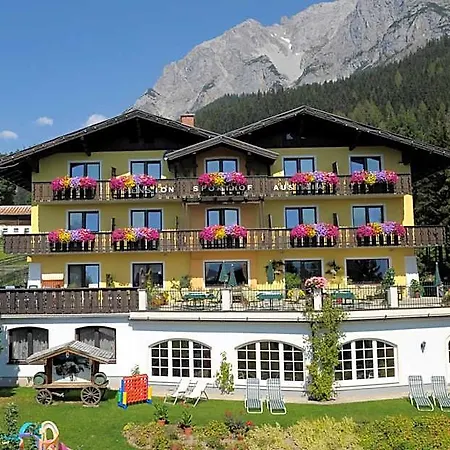 Hotel Sporthof Austria