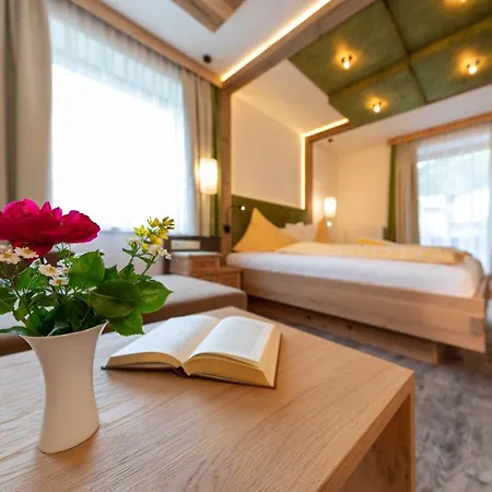 Hotel Sporthof Austria 3*