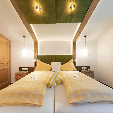 מלון Sporthof Austria 3*